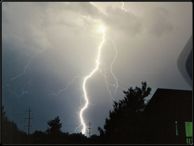 lightning (35K)